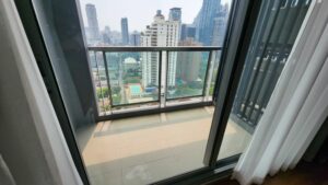 Condo H sukhumvit 43 ใกล้ BTS พร้อมพงษ์  2 ห้องนอน 2 ห้องน้ำ 70 ตรม.ชั้น25 ตกแต่งพร้อมเข้าอยู่